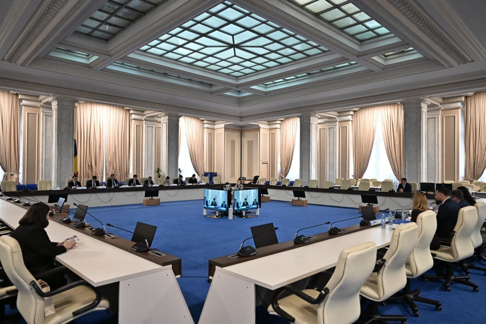 Azərbaycan nümayəndə heyəti Rumıniya Parlamentinin Deputatlar Palatasında olub