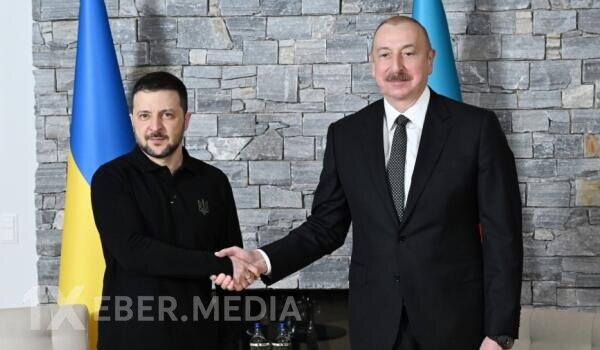 Zelenski İlham Əliyevə zəng etdi