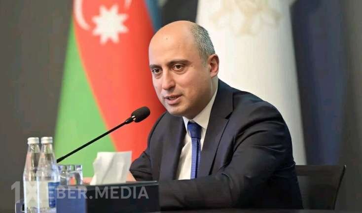 Bir fağır nazir tapmışıq...