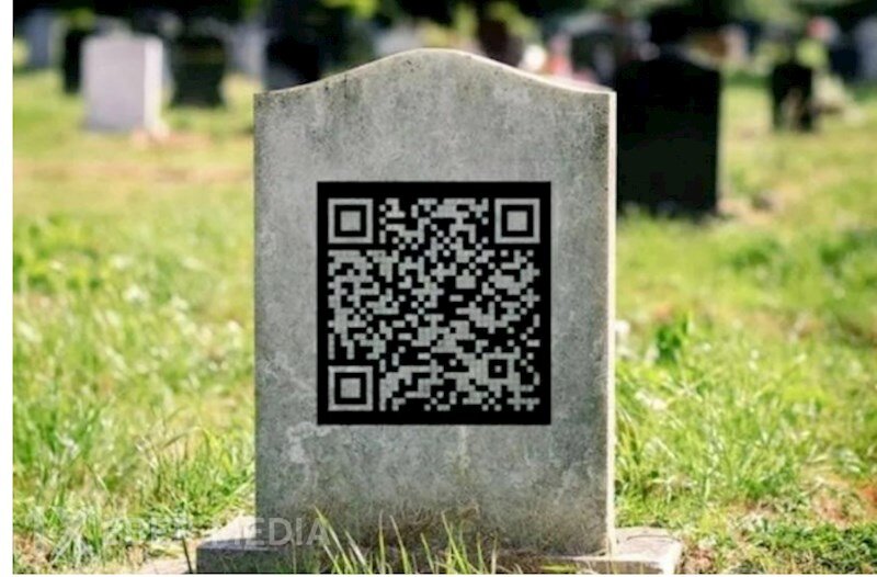 Azərbaycanda 71 yaşlı şəxs özünə QR-kodlu başdaşı düzəltdirdi