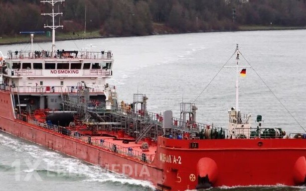 Partlayan tankerin sahibi Rusiya ilə əlaqəsini kəsdi