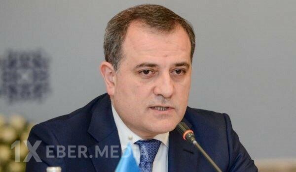 Ceyhun Bayramov niderlandlı həmkarı ilə görüşdü