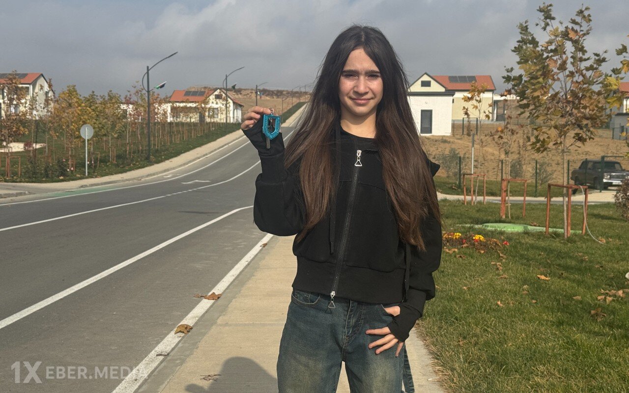 Növbəti köç karvanı Horovlu kəndinə çatıb - FOTOLAR