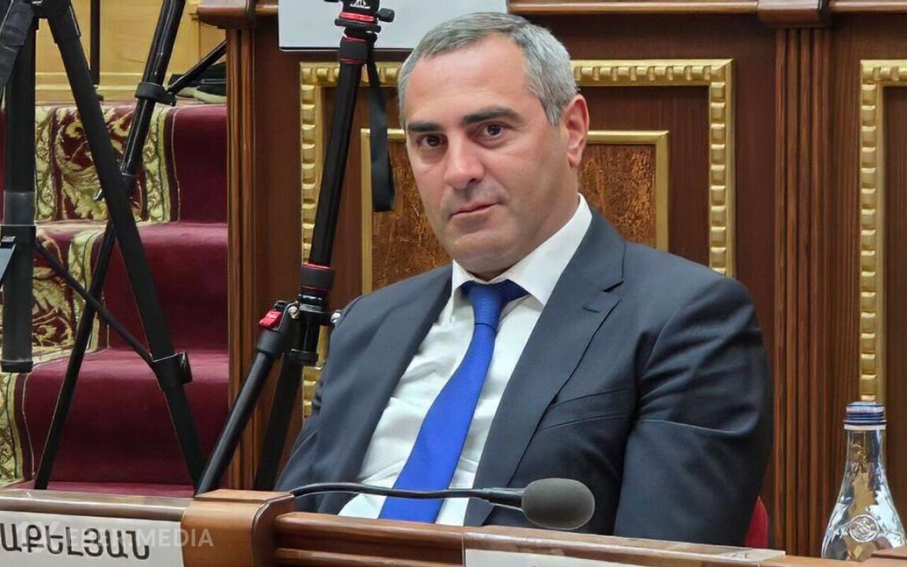 Gümrü merinin müavininə cinayət işi açıldı