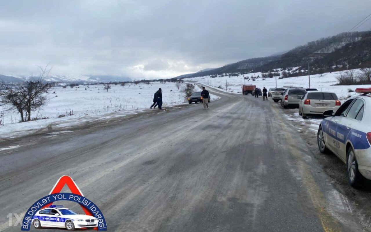 Yol polisindən hava şəraiti ilə əlaqədar sürücülərə müraciət