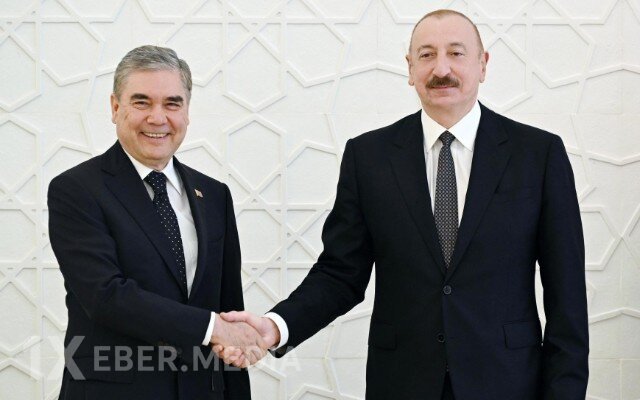 Berdiməhəmmədov İlham Əliyevi təbrik etdi