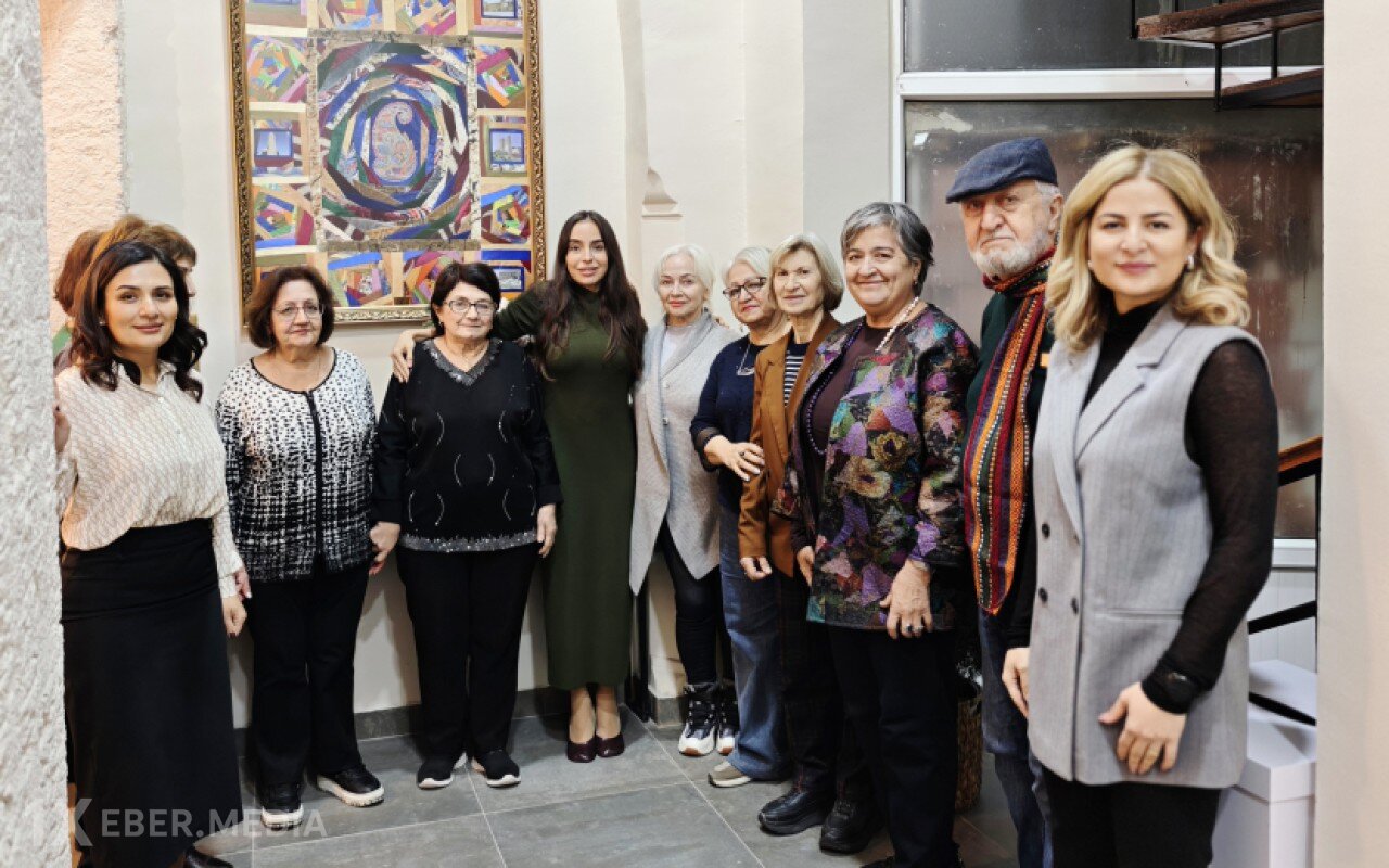 Leyla Əliyeva “YAŞA” Mərkəzində yaşlı nəslin nümayəndələri ilə görüşdü - FOTOLAR