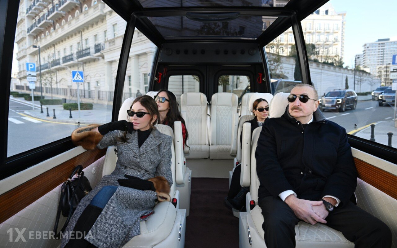 Prezident ailəsi ilə birlikdə “Ağ Şəhər”də açılış etdi - FOTOLAR (YENİLƏNİB)