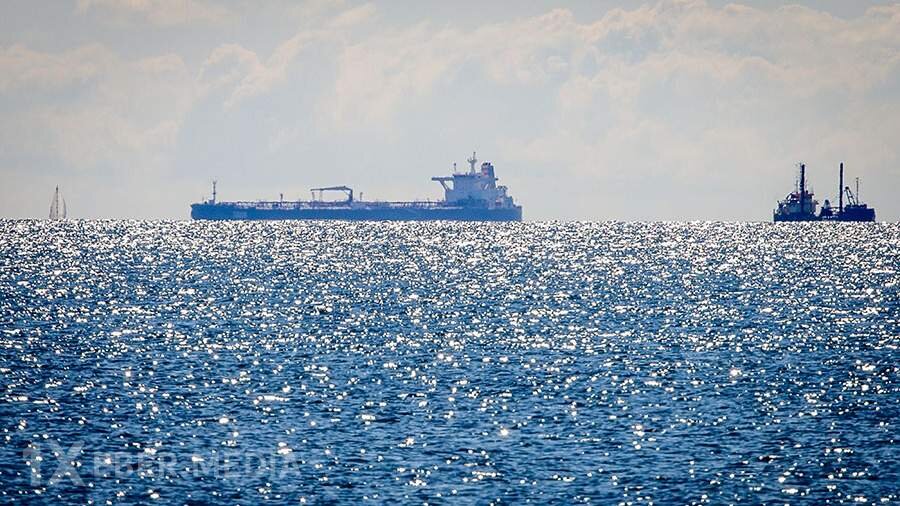 Hindistan ilk neft partiyasını Qayanadan alıb