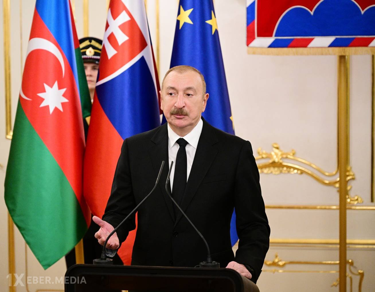 Azərbaycan və Slovakiya dost ölkələrdir