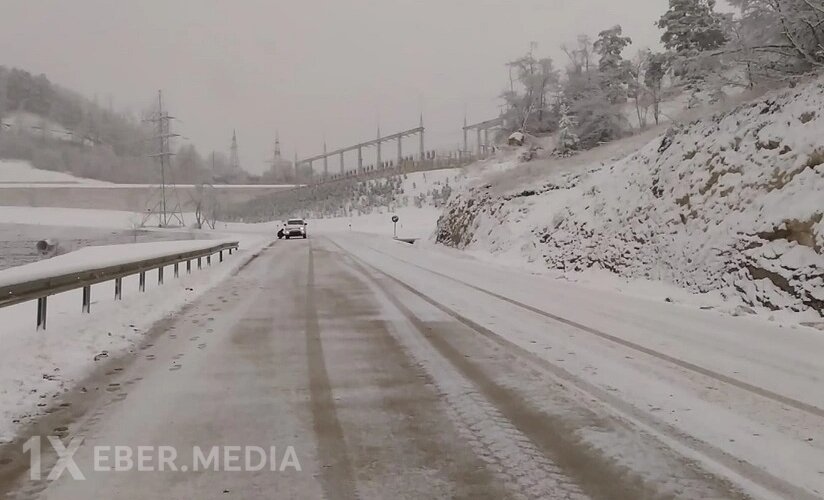 Şuşada yollar buz bağladı - Köməksiz vəziyyətdə qalanlar xilas edildi