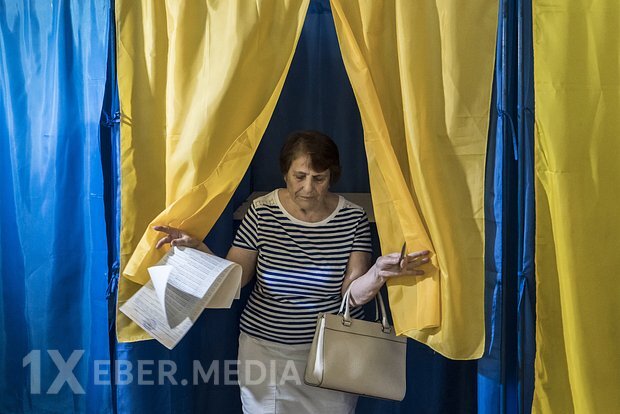 Zelenski Trampın seçki keçirmək çağırışına cavab verib