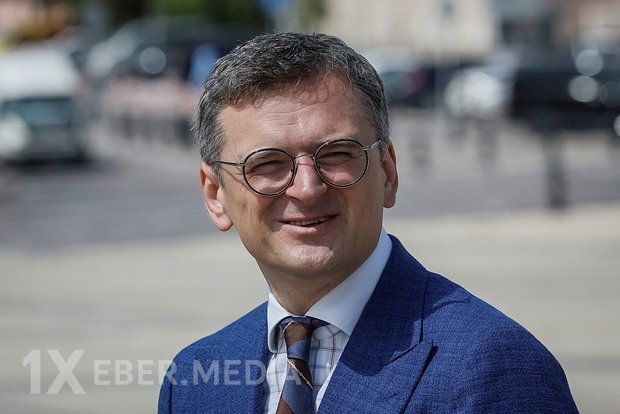 Keçmiş xarici işlər naziri danışıqların fonunda Ukraynanın strateji qələbəsini elan edib