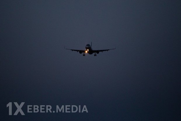 ABŞ-da futbolçuları daşıyan təyyarə matça az qalmış məcburi eniş edib