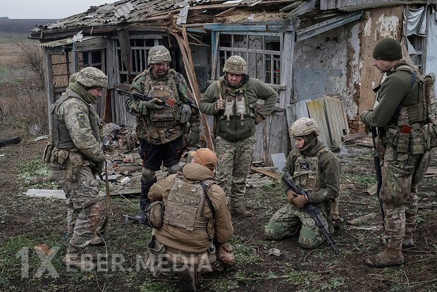 Zelenskinin qoşunları Donbasdan çıxarmağa hazır olduğu açıqlanıb