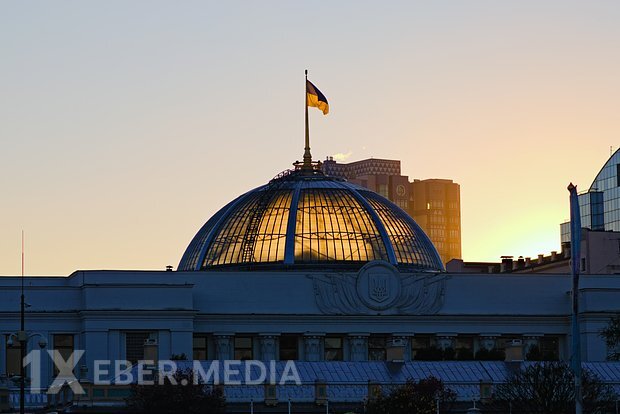 Radanın keçmiş deputatı Leşşenko və Podolyakın taleyindən danışıb