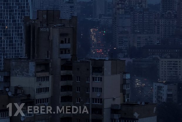 Kiyevin yarıdan çoxu işıqsız qalıb