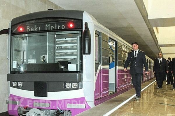 Metronun "28 may" stansiyasında qatarda problem yarandı: Sərnişinlər DÜŞÜRÜLDÜLƏR