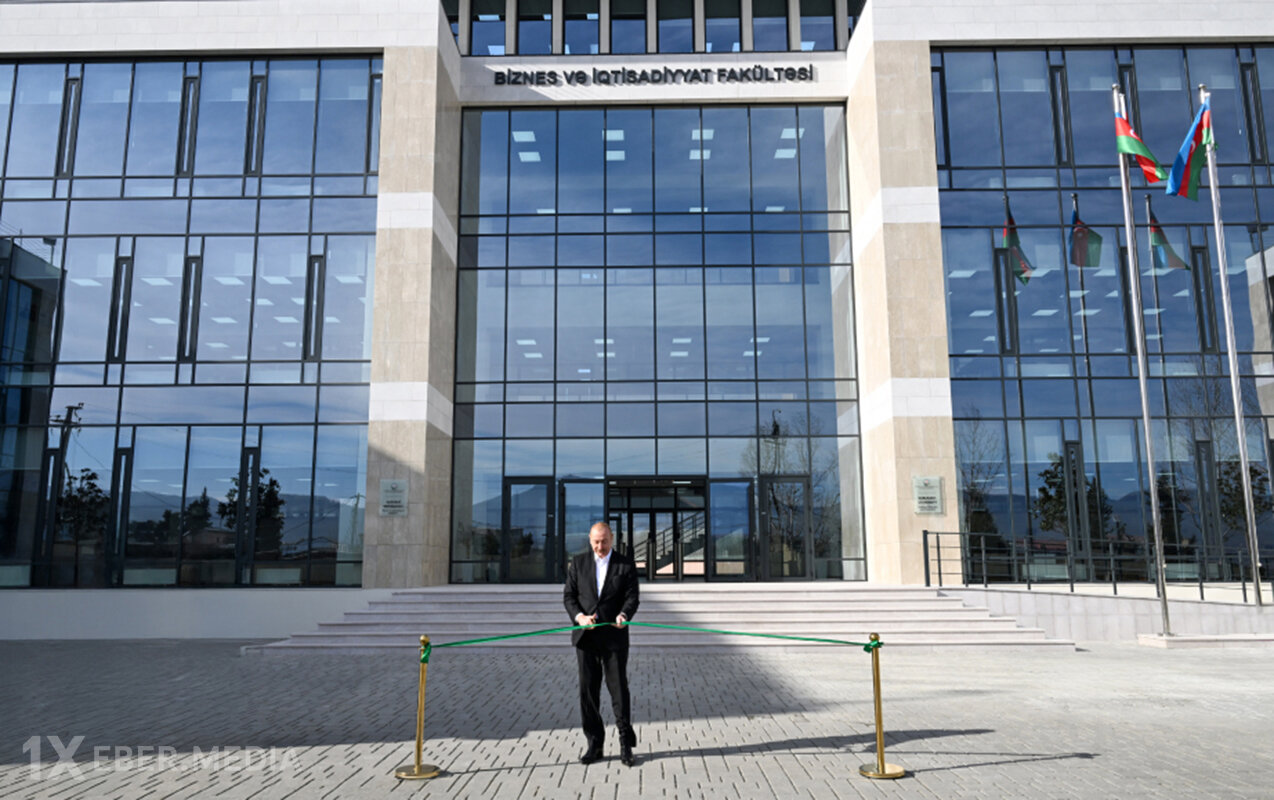 Prezident Xankəndidə açılışda