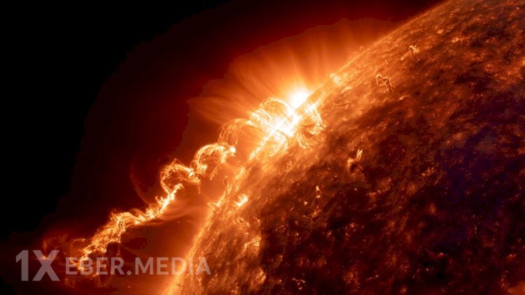 Günəşdə iki güclü partlayış baş verdi