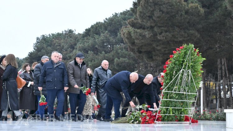 Ümummilli Lider Heydər Əliyevin anım günü Abşeronda qeyd edildi - Fotolar