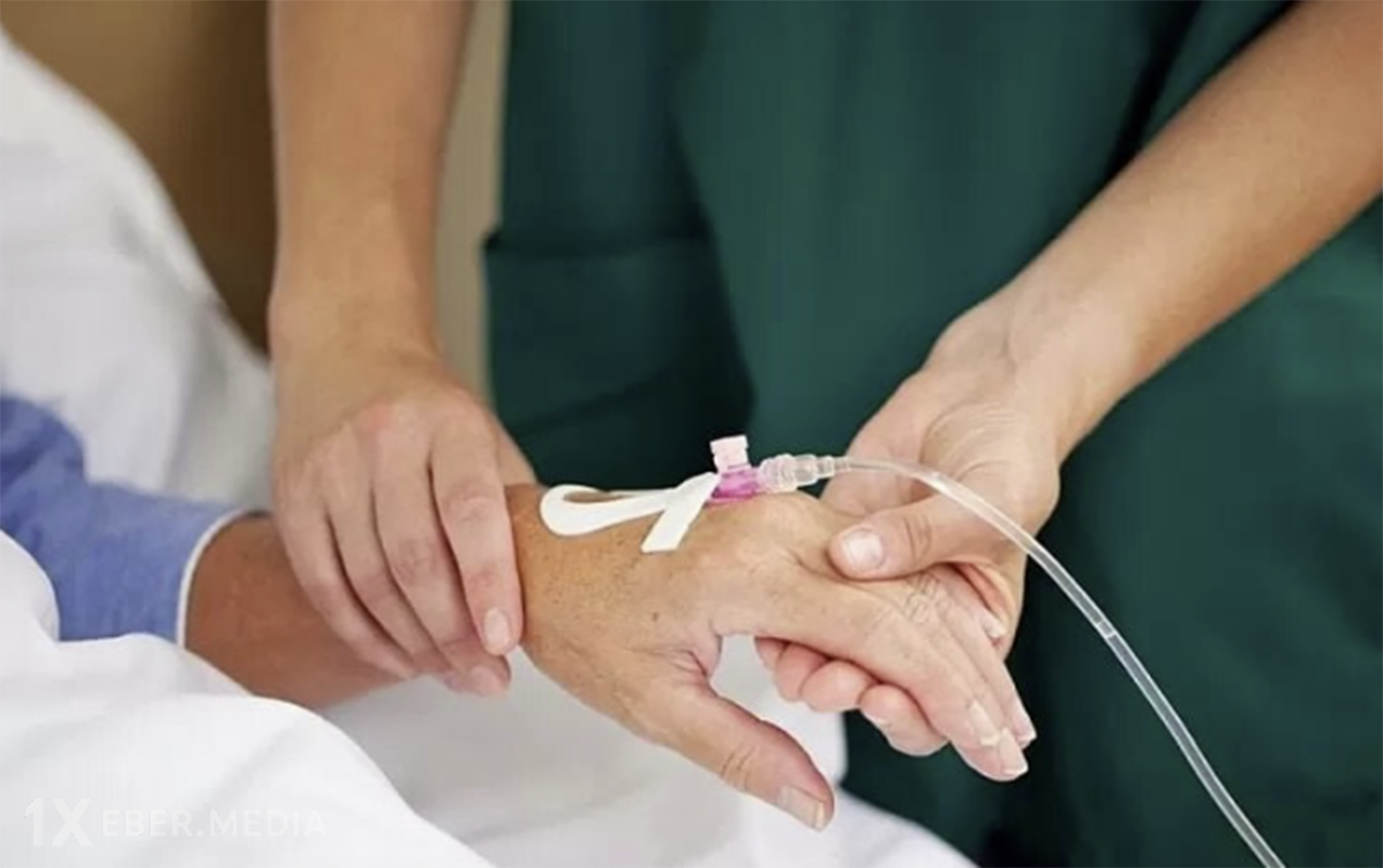 “Tibb bacılarının evdə iynə vurmalarına icazə yoxdur”