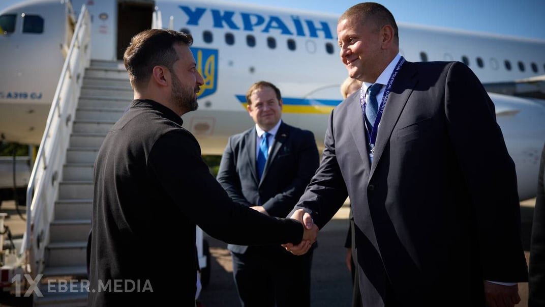 Zelenski Londonda Zalujnı ilə görüşüb