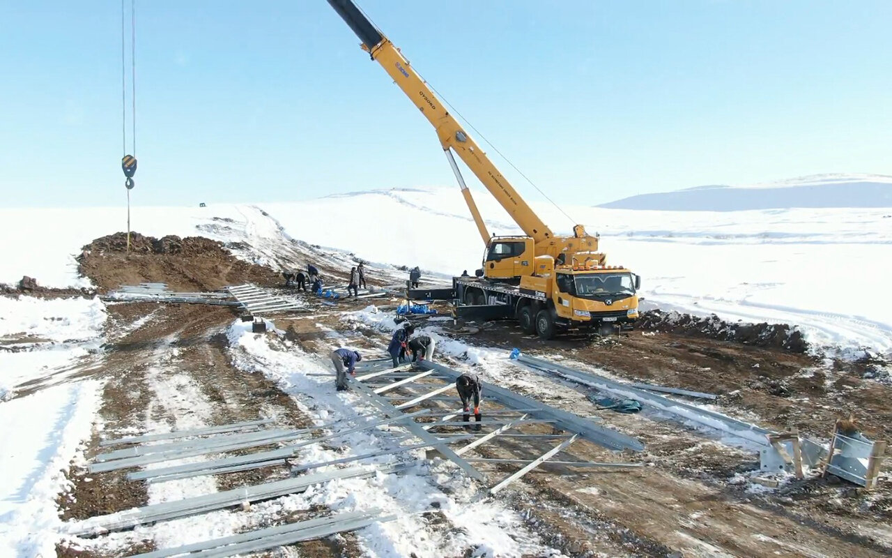 “Zəngəzur” elektrik ötürmə xəttinin çəkilməsinə başlanılıb