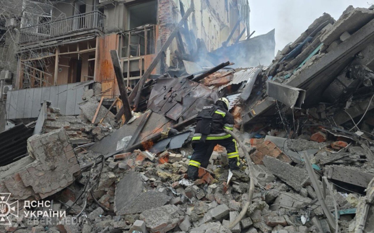 Xarkov ballistik raketlərlə vurulub: Yaralananlar var