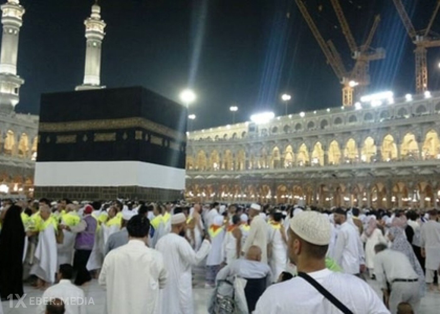 Həccə gedənlərin nəzərinə: Qeydiyyat üçün vaxt AZALIR