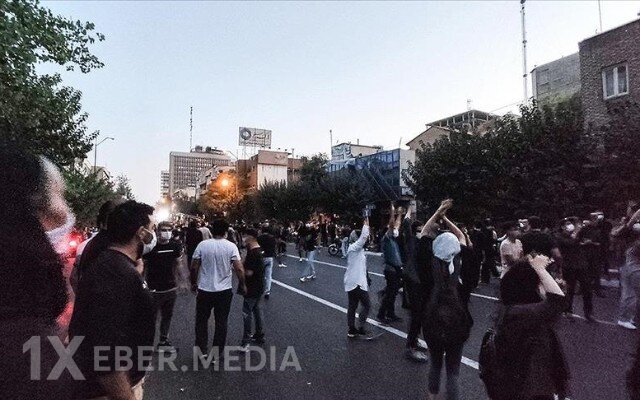 İranda aksiyalarda ölənləri sayı yeniləndi