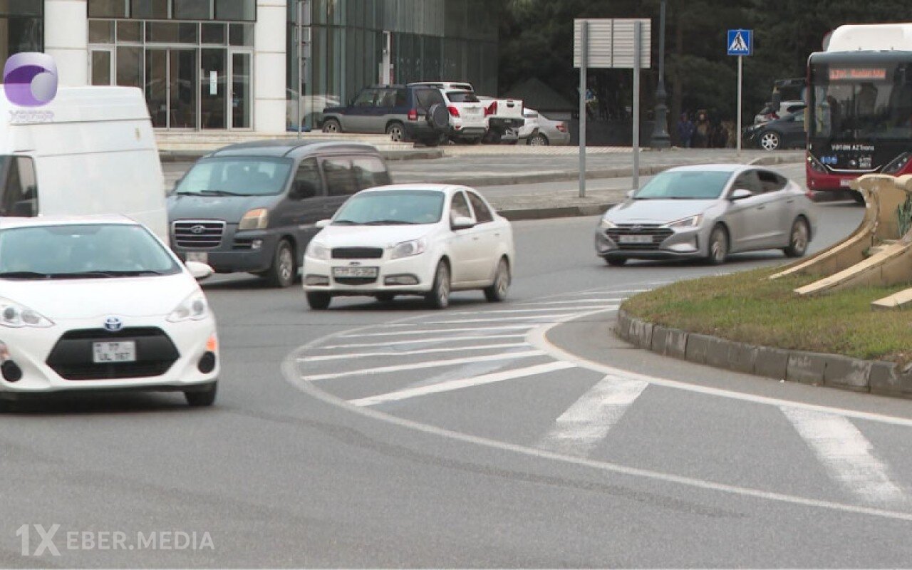 Bu halda sürücüləri 40 manat cərimə gözləyir - VİDEO