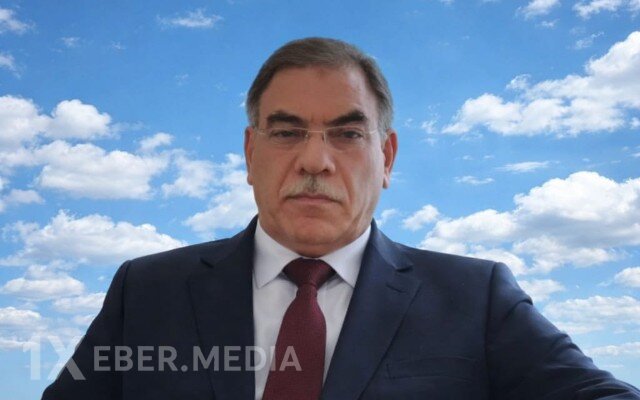 Keçmiş aparat rəhbəri vəfat etdi