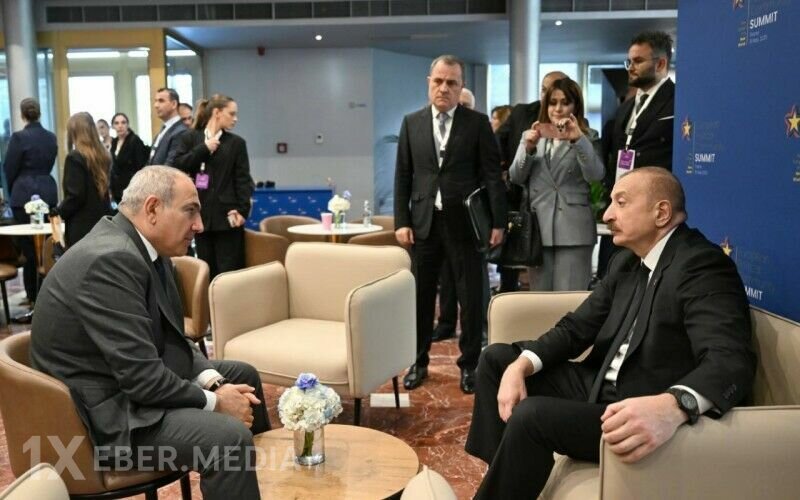 Azərbaycan və Ermənistan liderləri bu ölkədə görüşə bilər