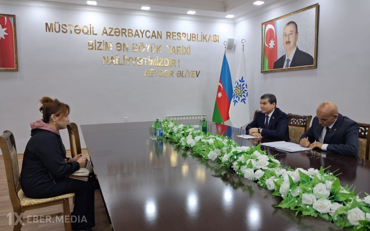 Deputat Bədəl Bədəlov seçiciləri ilə görüşdü - FOTOLAR