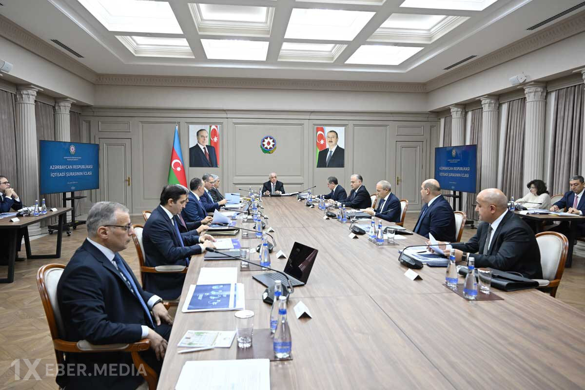 Əsədov nazirləri topladı - Tapşırıqlar verdi