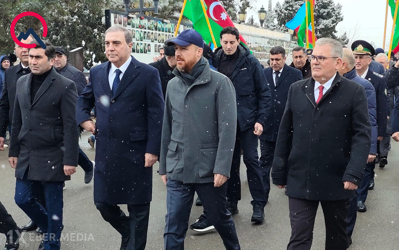 Ərdoğanın oğlu Gəncədə - Fotolar