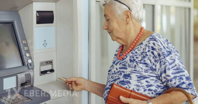 Yaşa görə pensiyanın orta aylıq məbləği bu qədər artırılacaq