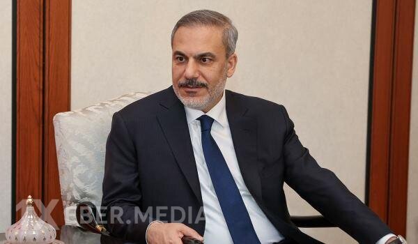 Hakan Fidan Rüstəm Umerovla görüşdü