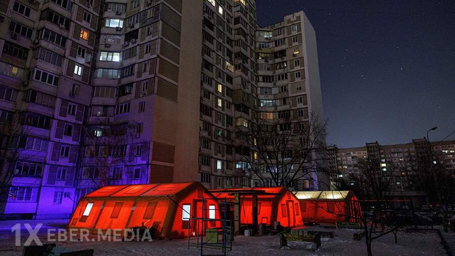 Zelenski hökumətə Kiyevdəki elektrik kəsintilərini aradan qaldırmaq tapşırığı verib