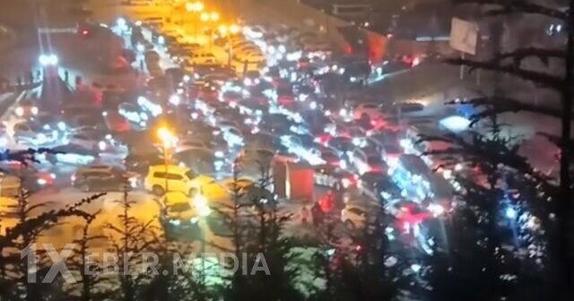 Şahdağda turist axını tıxaca səbəb oldu