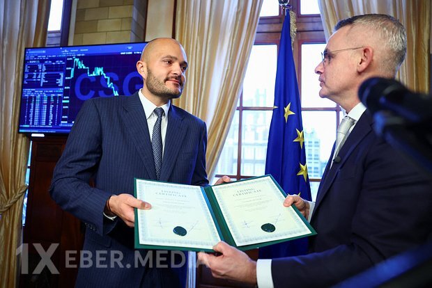 33 yaşlı iş adamı dünyanın aparıcı silah baronuna çevrilib