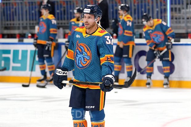 Amerikalı xokkeyçi rusların Olimpiadadan diskvalifikasiyası ilə bağlı açıqlama verib