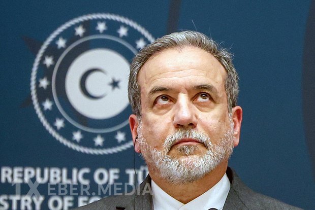 İran ABŞ-ın təhdidlərinə cavab verdi