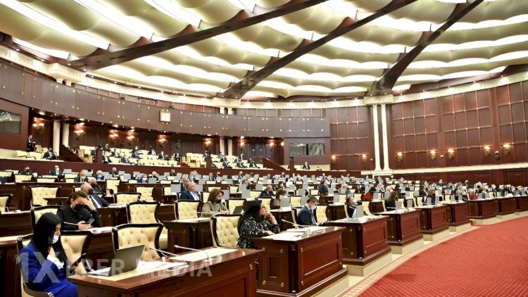 Deputatlar nə yeyib-içir? - Milli Məclisin süfrəsi