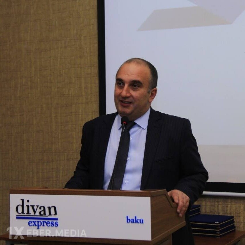 İstefa verdi, bir neçə saat sonra fikrini dəyişdi, işinə qayıtdı - AQP-də nə baş verir?