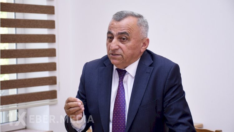 Etibar Əhmədov işdən çıxarıldı