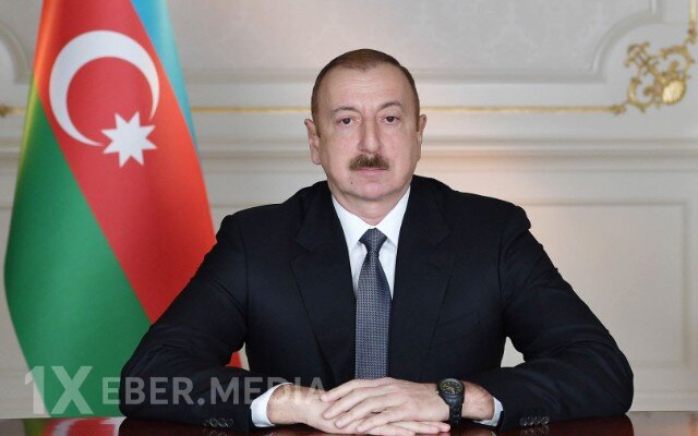 İlham Əliyev ABŞ-nin Vitse-prezidentini qarşıladı