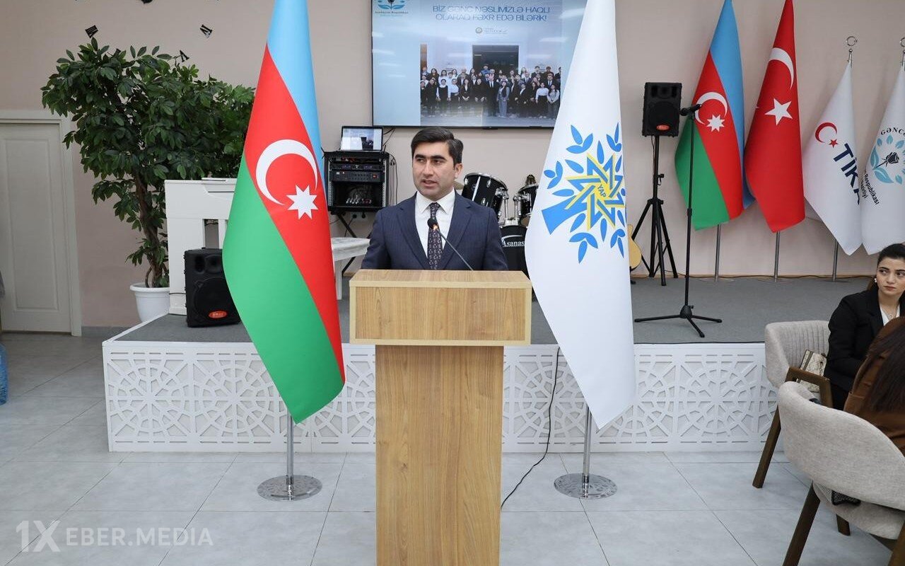 YAP Gəncə şəhər təşkilatı Gənclər Günü ilə bağlı tədbir keçirdi - FOTOLAR