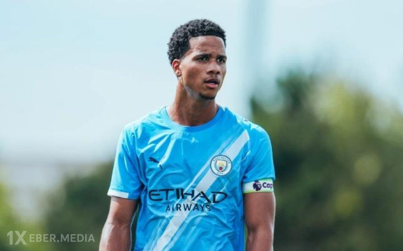 "Mançester Siti" gənc futbolçusunu icarəyə verdi